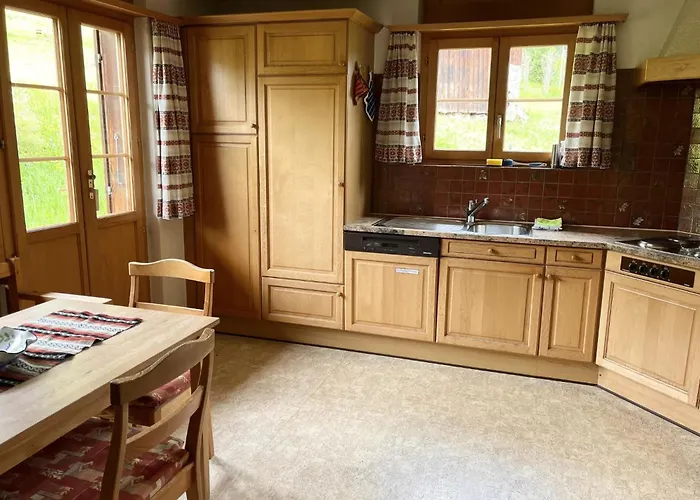 Akelei - Gross By Interhome *