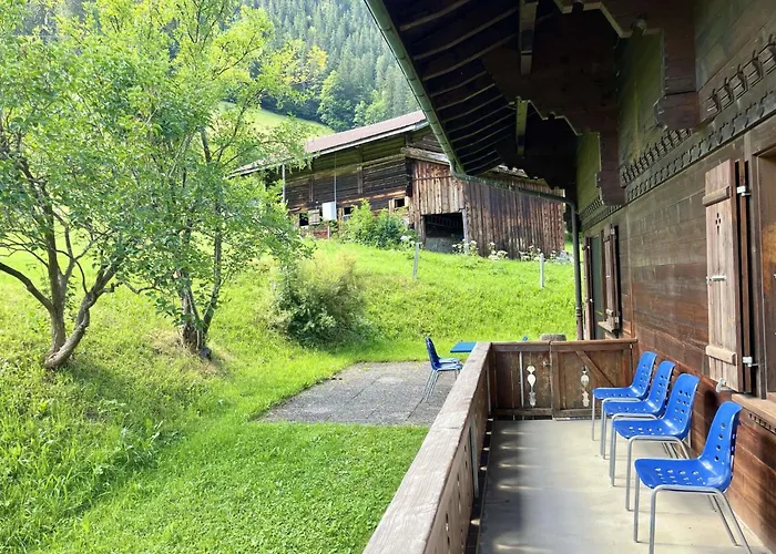 Akelei - Gross By Interhome