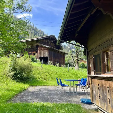 Akelei - Gross By Interhome Lejlighed Zweisimmen