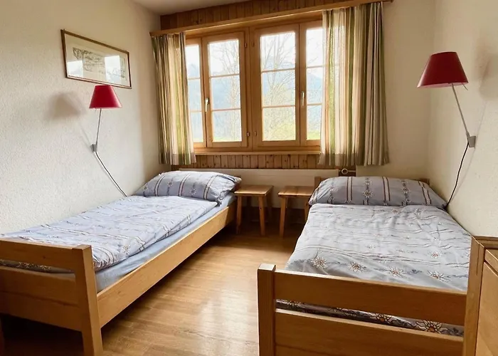 Akelei - Gross By Interhome * Zweisimmen